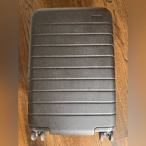 Away Carry On Suitcase (with removable battery included)